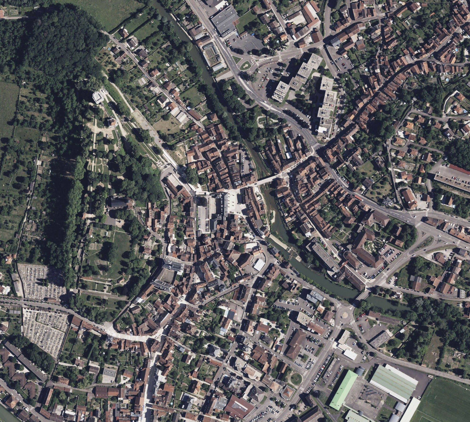01w-Vue-aérienne-de-la-ville-(Maps) Vue aérienne de la ville (Maps)